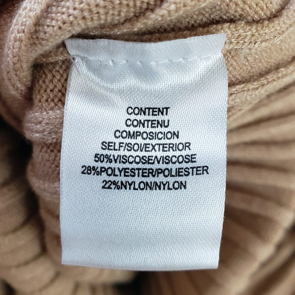 NEW Wayf BFF Hollie Long Sleeve Sweater Dress - Picture 7 of 8